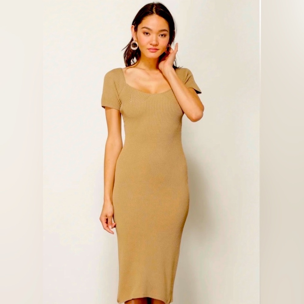 NWT Line and Dot Melissa sweater midi dress